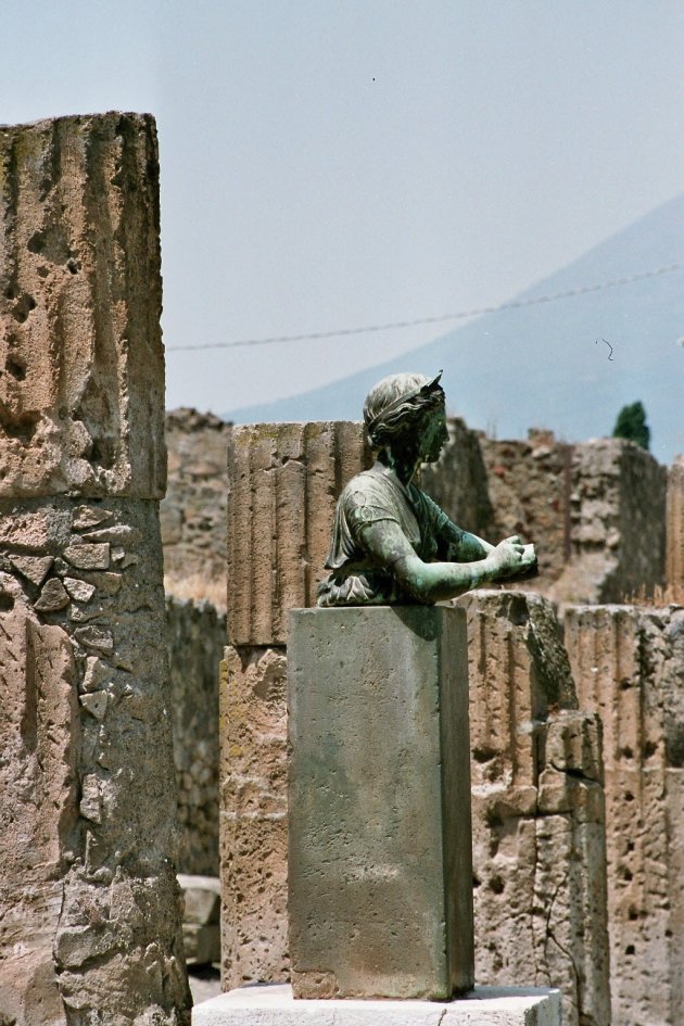 Buste bij Pompeii