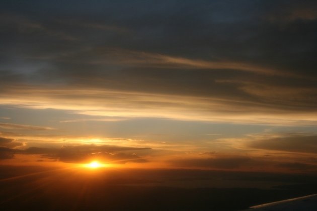 Zonsondergang vanaf het vliegtuig, Rurrenabaque-La Paz