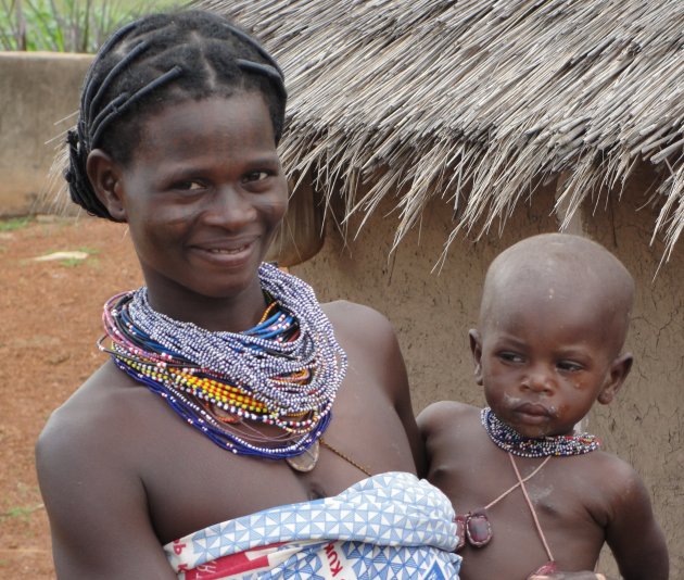 Fulani moeder en kind