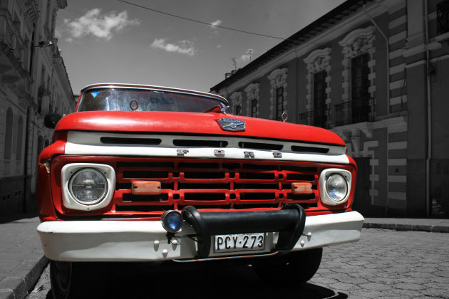 Ford in Quito