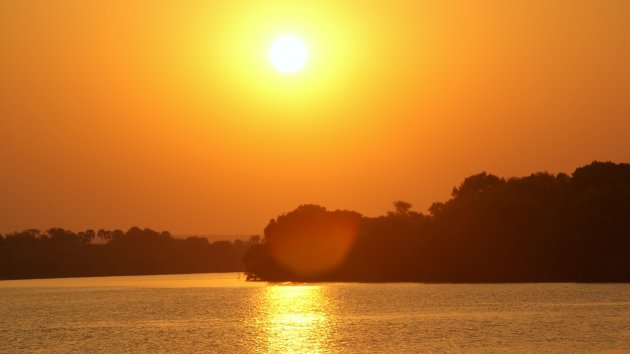 Zonsondergang Zambezi Rivier
