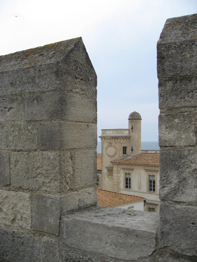 Saintes Maries de la Mer vanaf dak kerk