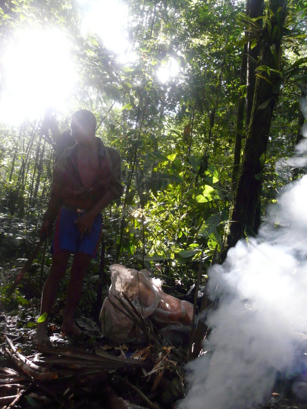 Vuur maken in de Amazone