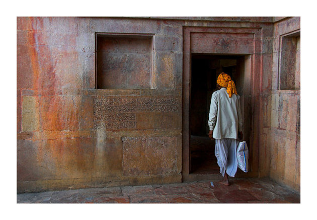 Through Akbar's Doorway