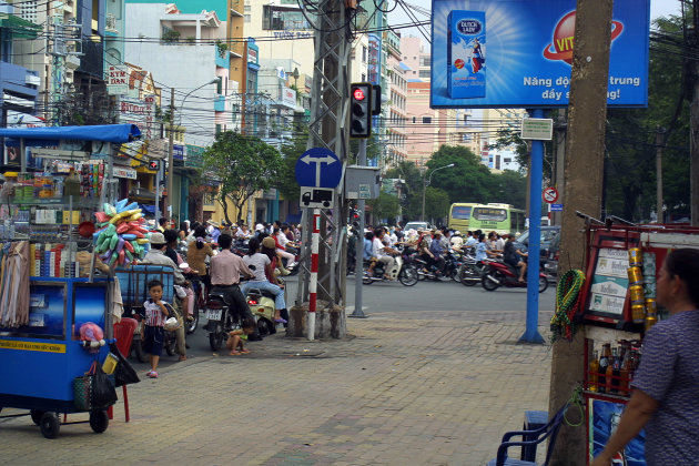 Saigon steekt over