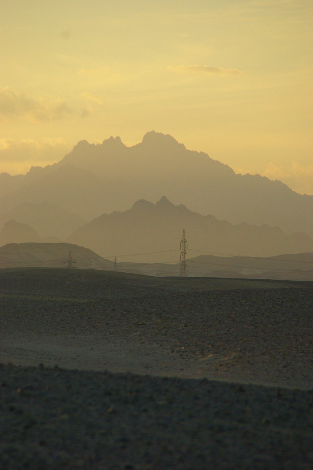 zonsondergang in de woestijn