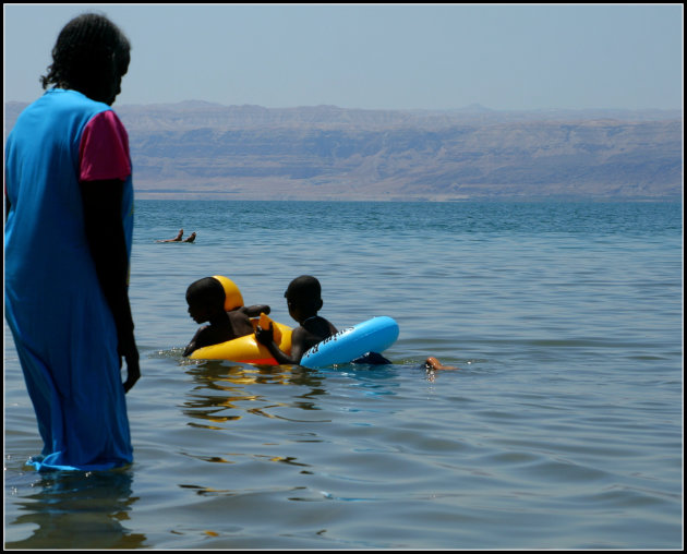 Dead-Sea dare-devils