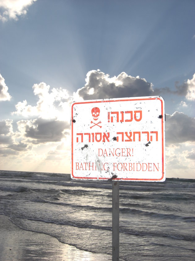 Niet zwemmen in Tel Aviv