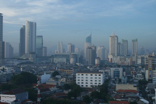 Jakarta in ochtendgloren