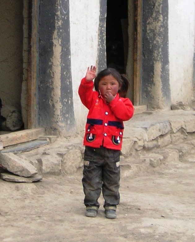 Meisje in Tashi Dzong