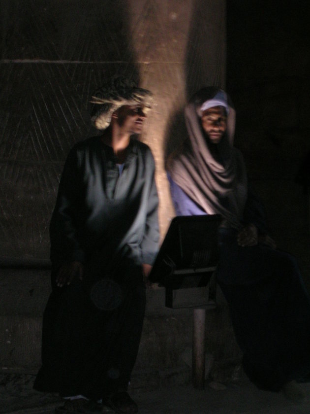 tempelbewaarders in Aswan
