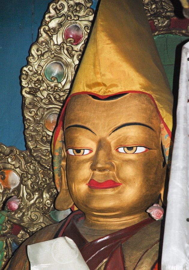 Boeddha bij de Geelkapmonniken