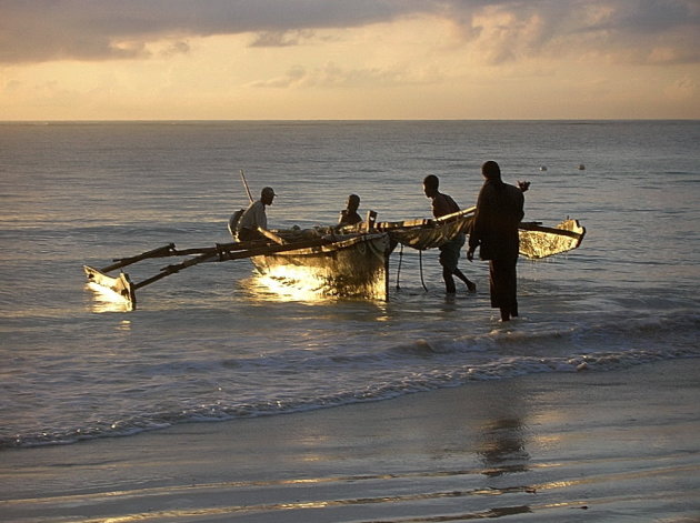 ochtendlicht bij visvangst in Kenia