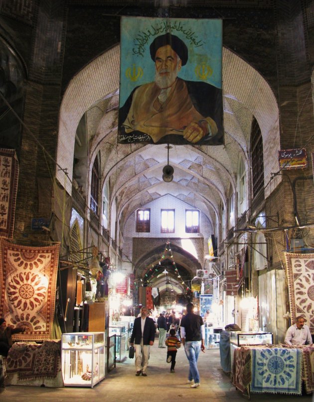 Ayatollah in de Bazar