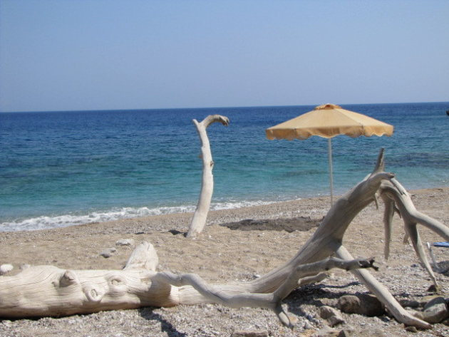 Zomaar op een strandje op Karpathos 