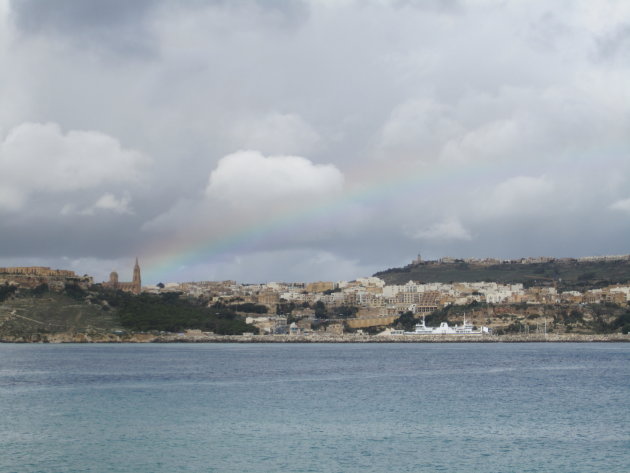regenboog boven Gozo