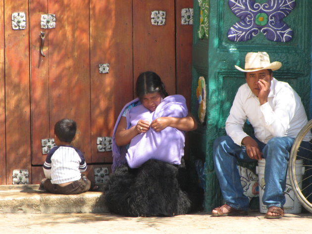 Mexicaanse familie in Chamula