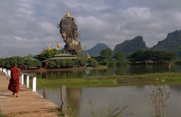 Kyaukklaluck pagode