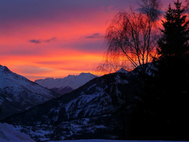 Zonsopgang voor vertrek (Alpen, winter)