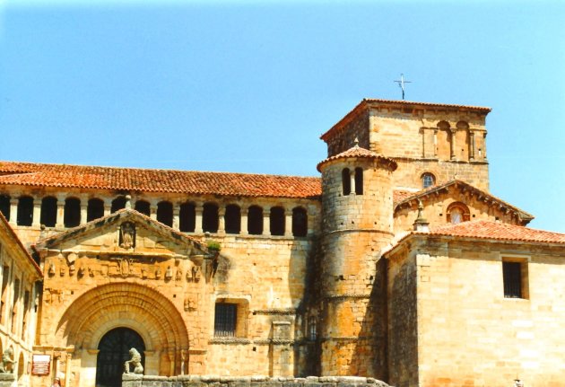 Kerkje anno 1200