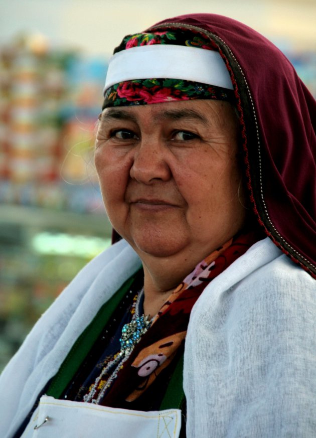 marktvrouw in Turkmenistan