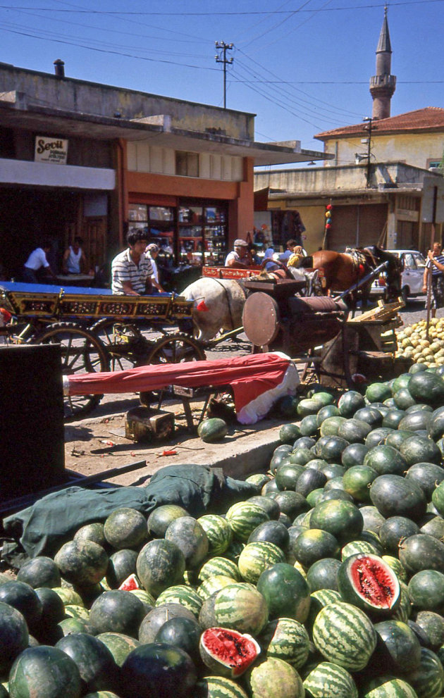 Watermeloenen op de markt