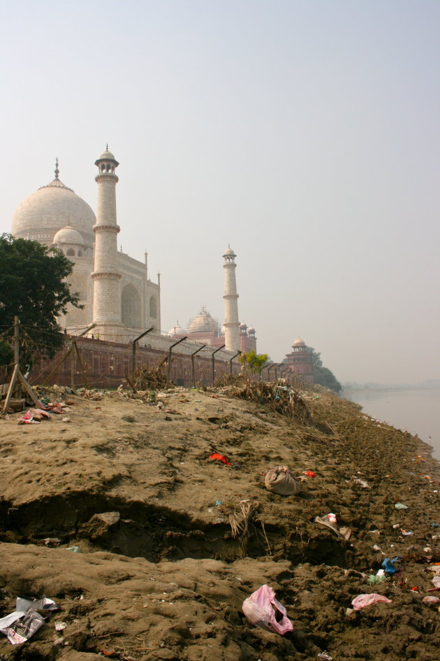 Taj Mahl vanaf de rivierkant
