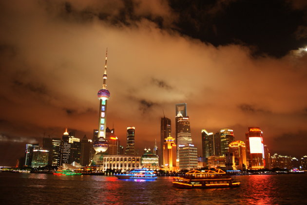 skyline Shanghai by night