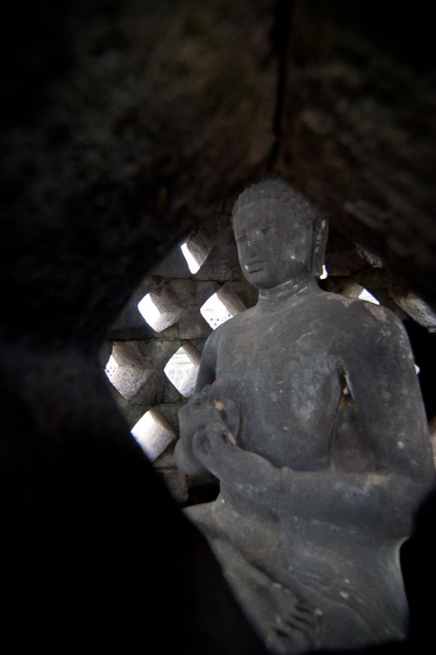 beeld van Budha in de stoepa