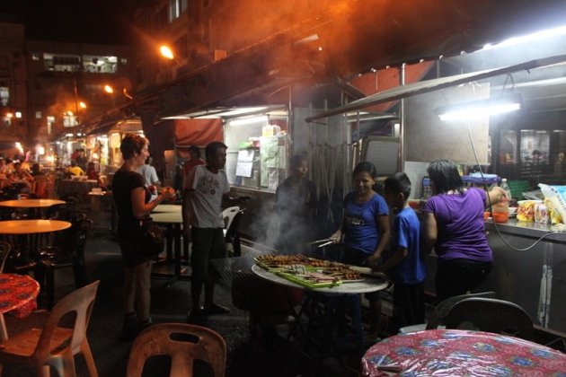Kapit's vibrant night market 