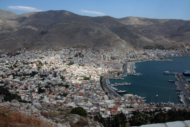 Overzichts foto van Pothia de stad op het Griekse eiland Kalymnos