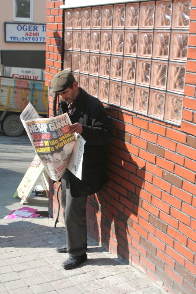 Krant lezen