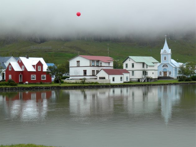 seydisfjordur, oost ijsland