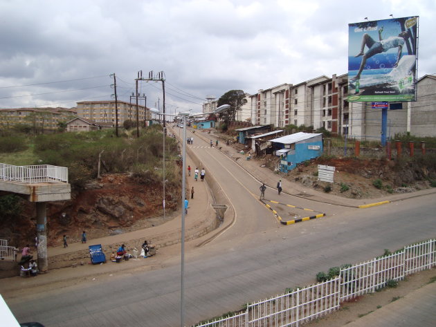 Ingang naar Kibera, grootste sloppenwijk van Nairobi