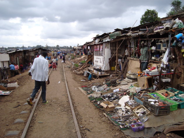 spoorlijn door Kibera