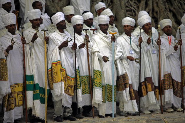 Zingende priesters tijdens Timkatfestival