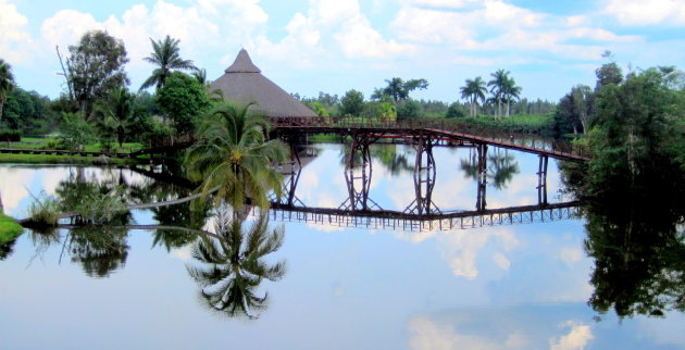 Hotel in de lagune bij Guama