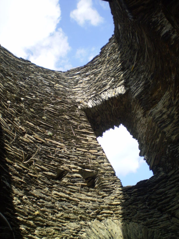 Toren in burcht van Bouillon