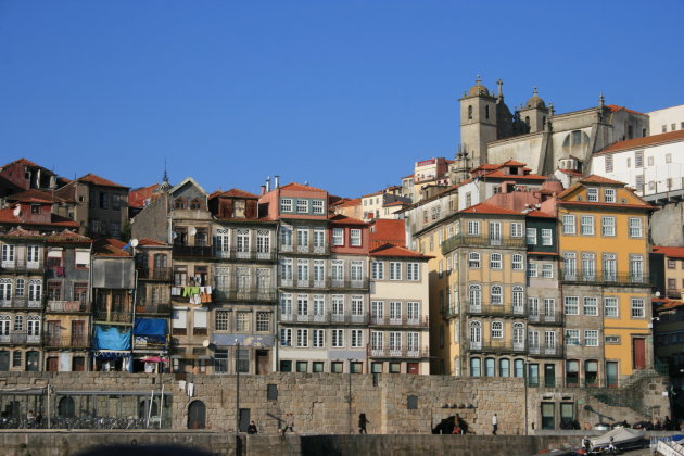 Huisjes aan de oevers van de Douro