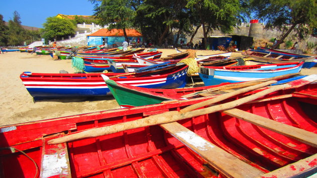Vissersbootjes in Tarrafal