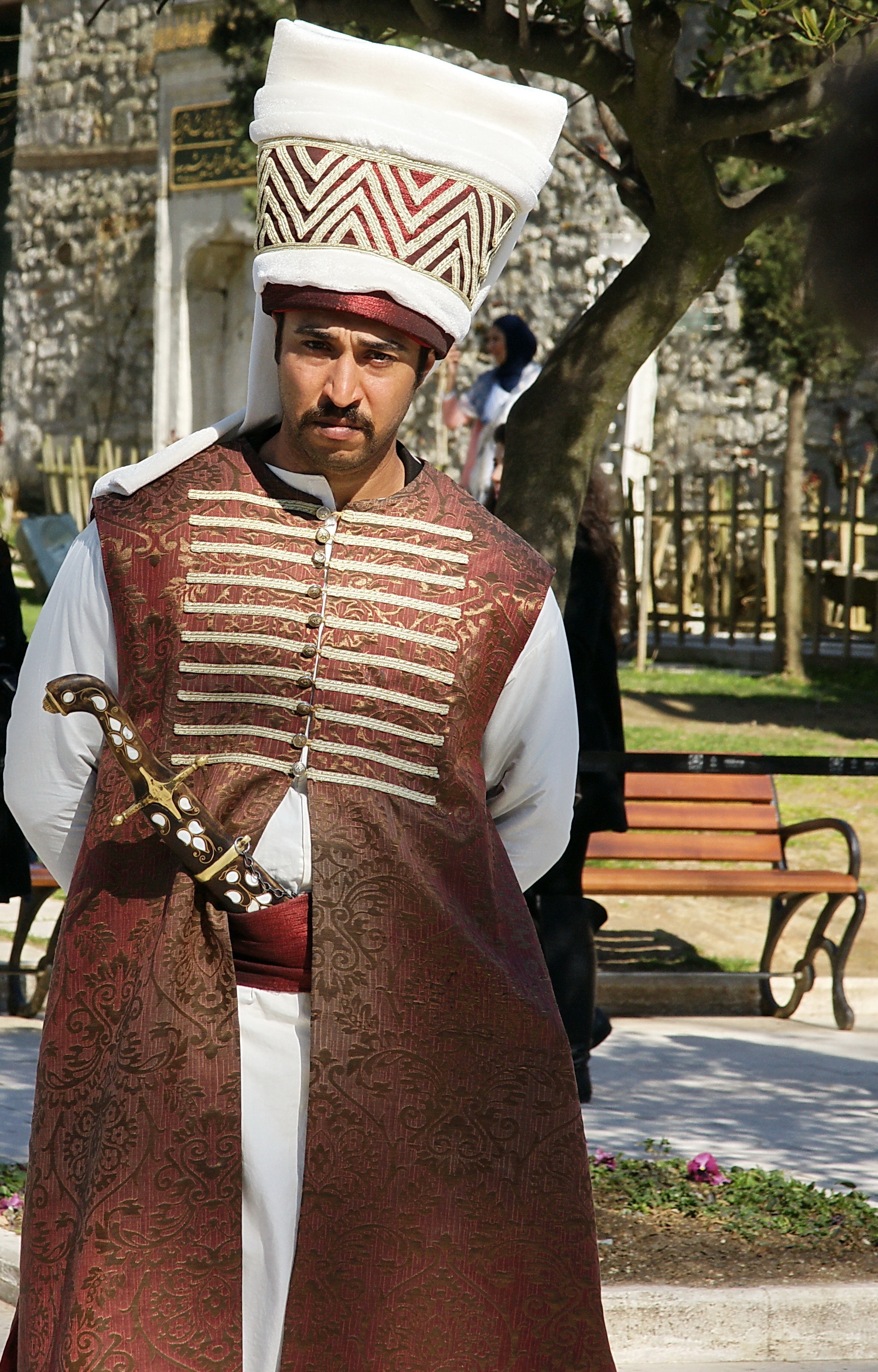 Kan weerstaan Ingrijpen Huiskamer Traditionele kledij in Istanbul | Columbus Travel