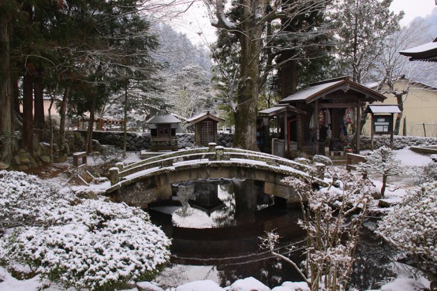 Takayama is een prachtig plaatsje en ik heb gelogeerd in een jeugdherberg, onderdeel van een tempel.