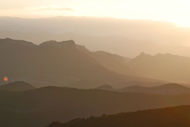 Zonsondergang over de Col de Maury