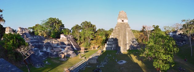 Tikal, Centrale plein.
