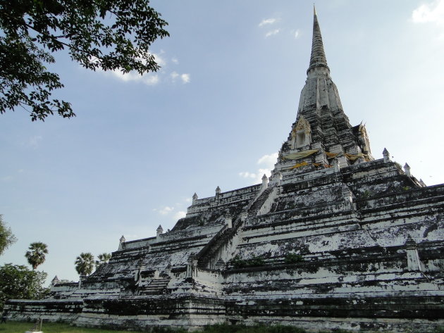 Pagode van de Wat Phu Khao Thong