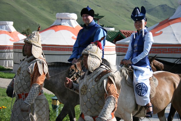 Mongoolse bruiloft op het terrein van Hotel Mongolia net buiten Ulaan Baatar