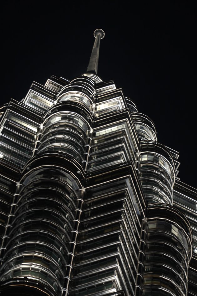 Petronas tower bij nacht