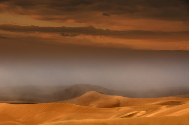 Mistbank in het Great Sand Dunes National Park