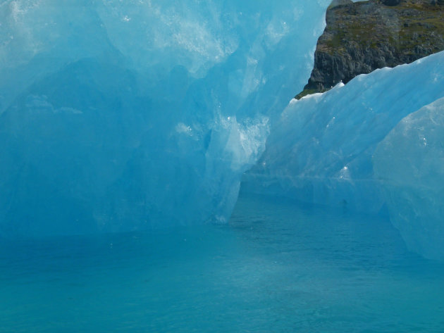 Iceberg blue