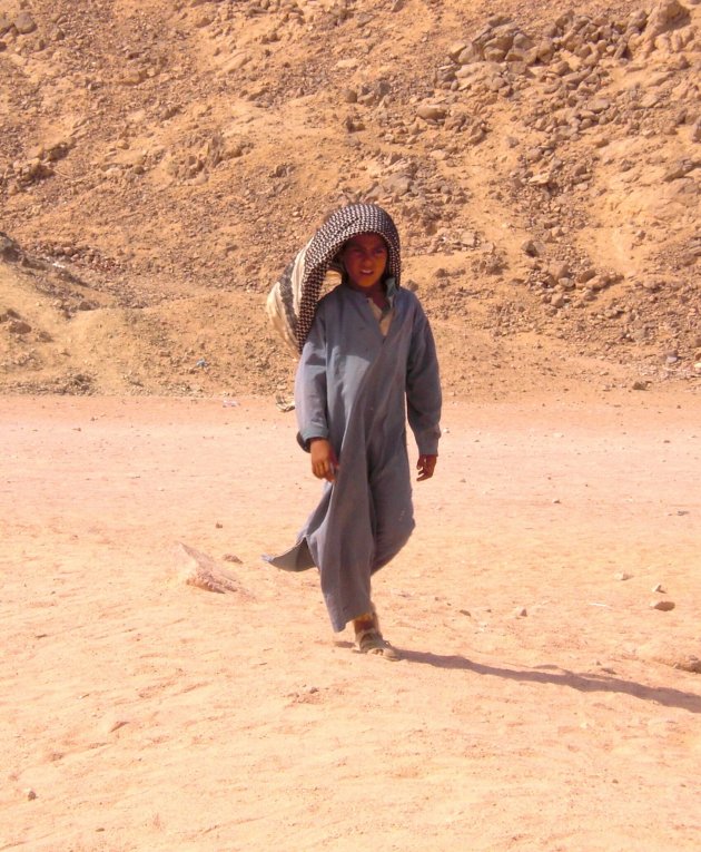Nomaden jongetje, Hurghada